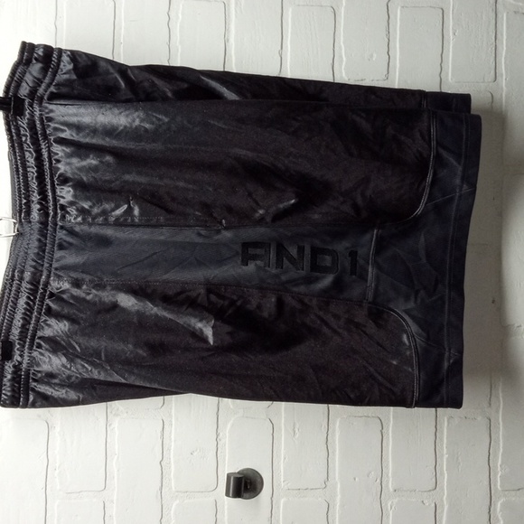 Dark grey And1 drawstring shorts - Picture 2 of 4